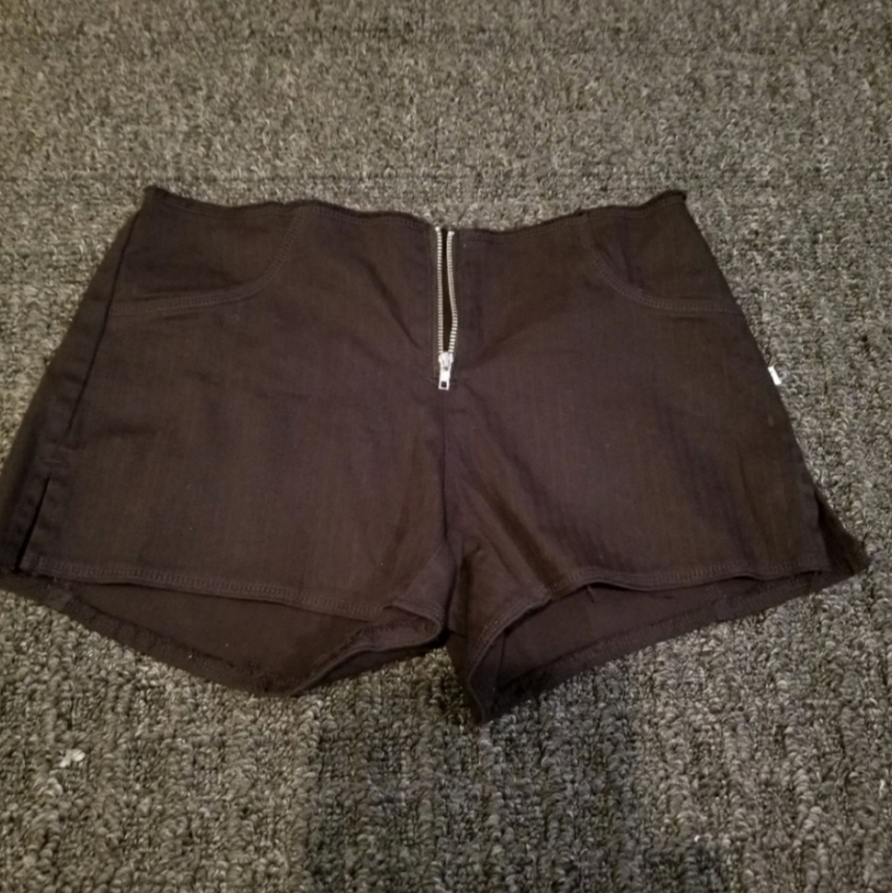 Rusty Shorts